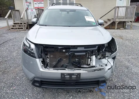 2023 Nissan Pathfinder Sv 4Wd z USA, uszkodzony, nr VIN 5N1DR3BC3PC212444